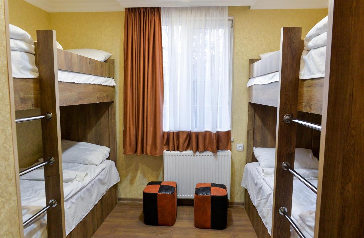Hostel Look Kutaisi Eksteriør bilde